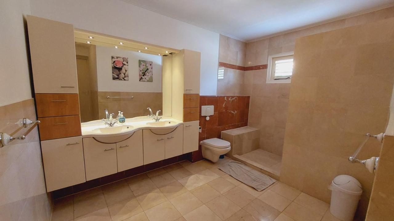 Landhuis Bona Vista Hotel Willemstad Ngoại thất bức ảnh